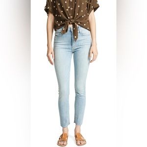 Mother THE STUNNER ANKLE FRAY JEANS IN TINGE size 30